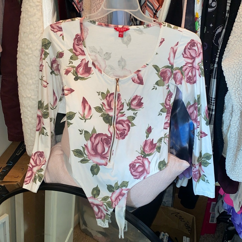 White and pink long sleeve bodysuit floral GUESS